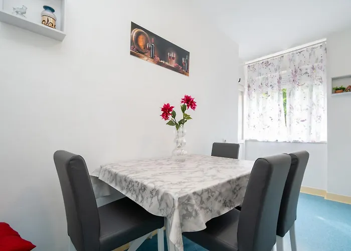 With Wifi - 22991 Lägenhet *